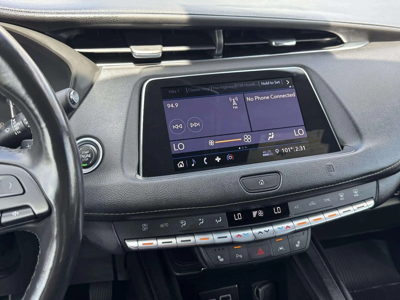 Cadillac XT4 photo 29
