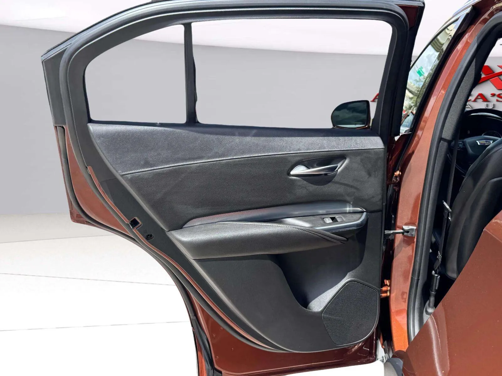 Cadillac XT4 photo 34