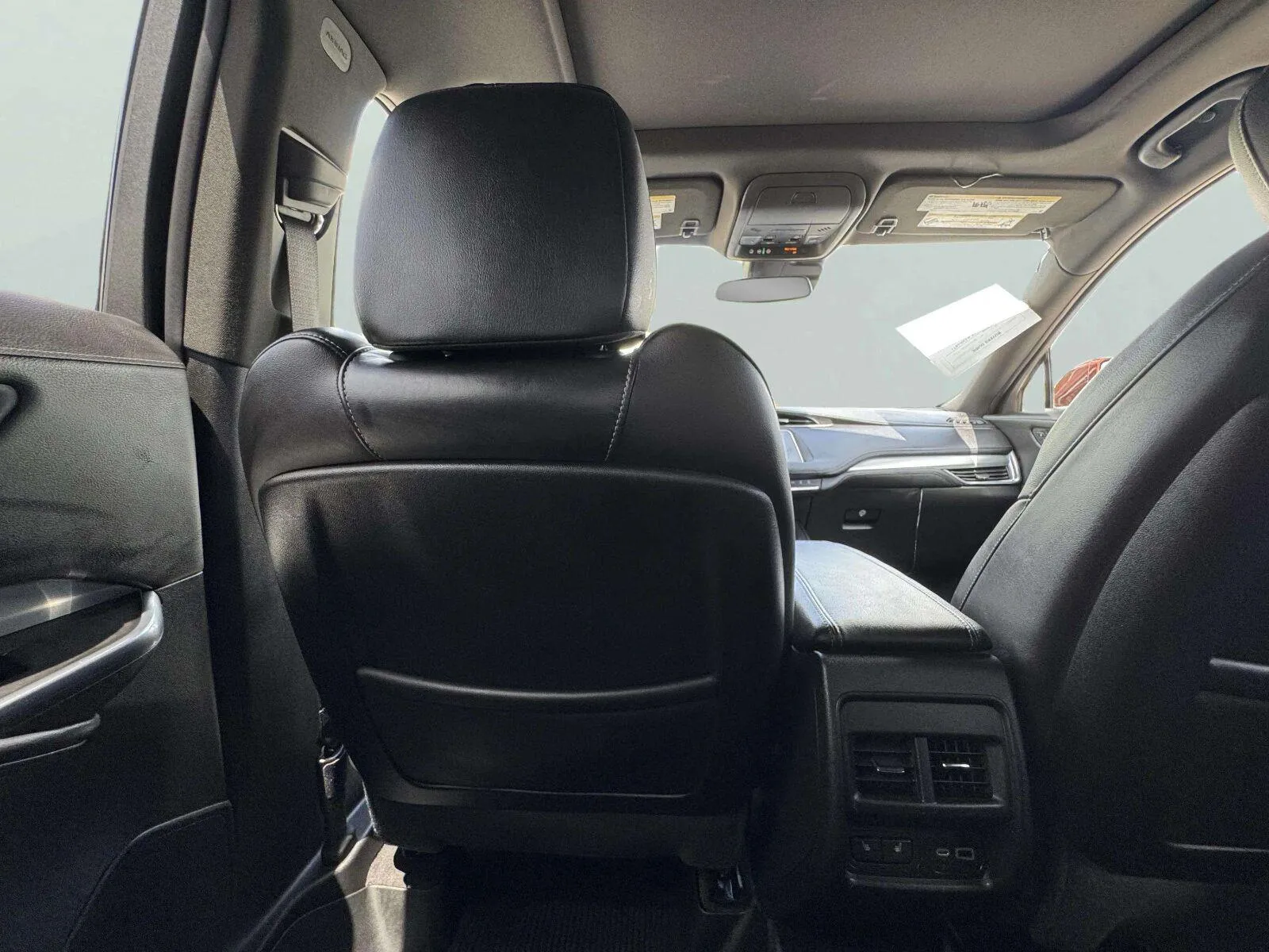 Cadillac XT4 photo 43