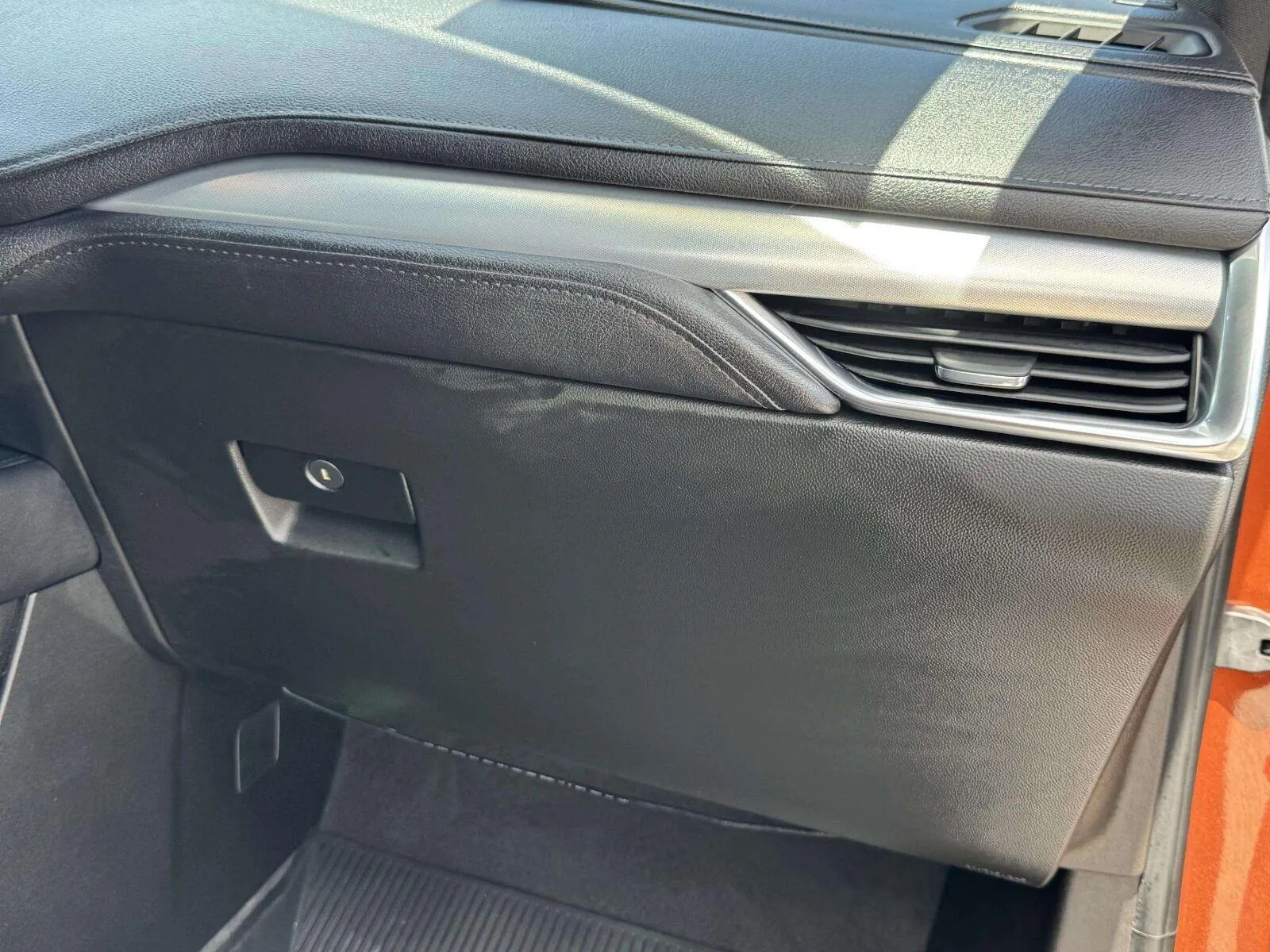 Cadillac XT4 photo 52