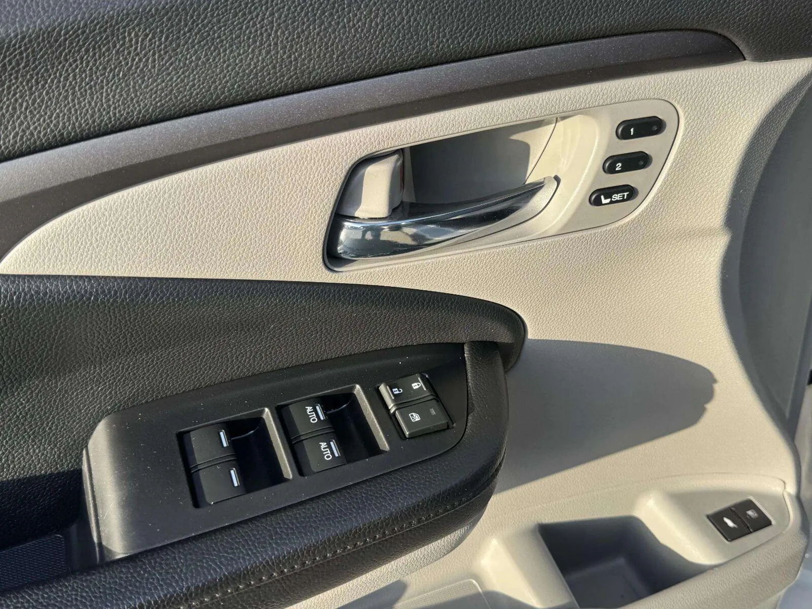 Honda Pilot photo 19