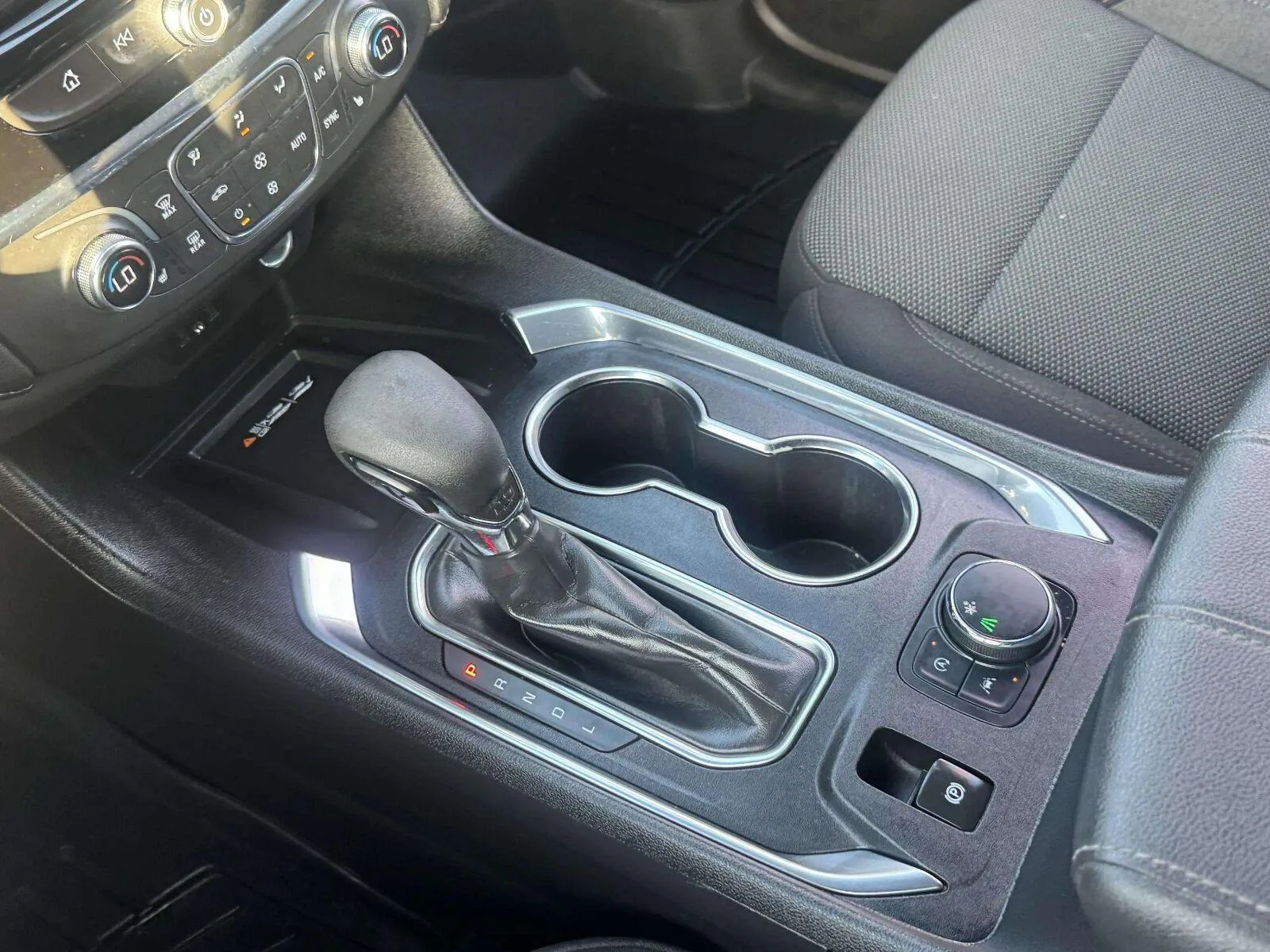 Chevrolet Traverse photo 33