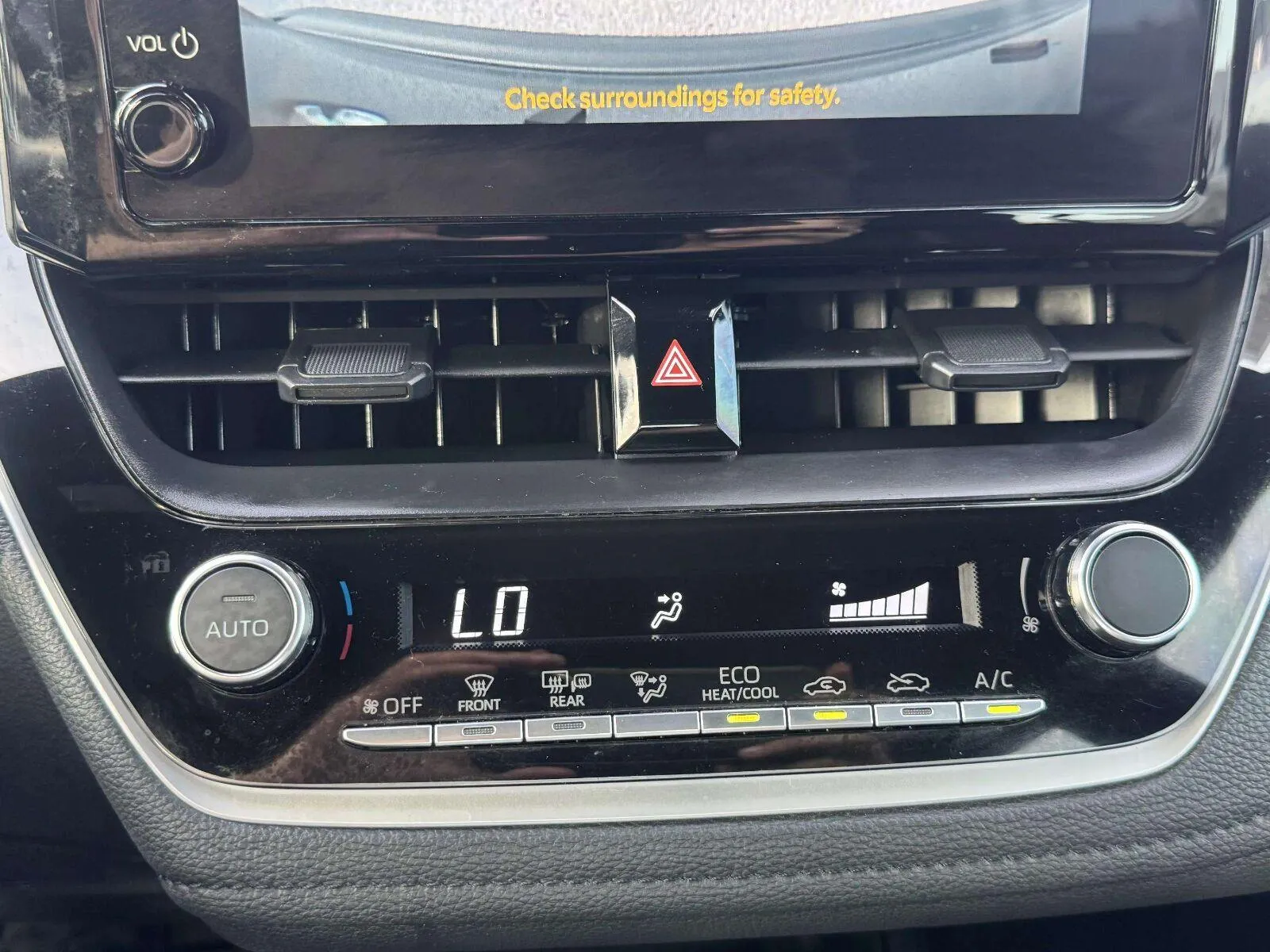 Toyota Corolla photo 33