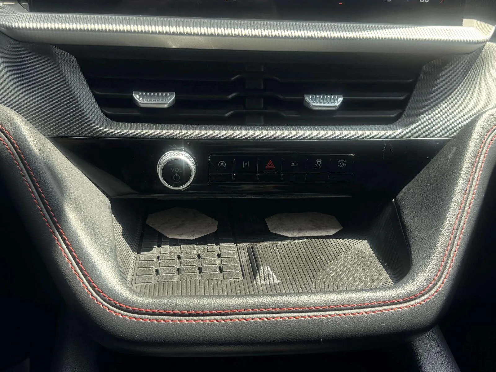 Ford Explorer photo 33