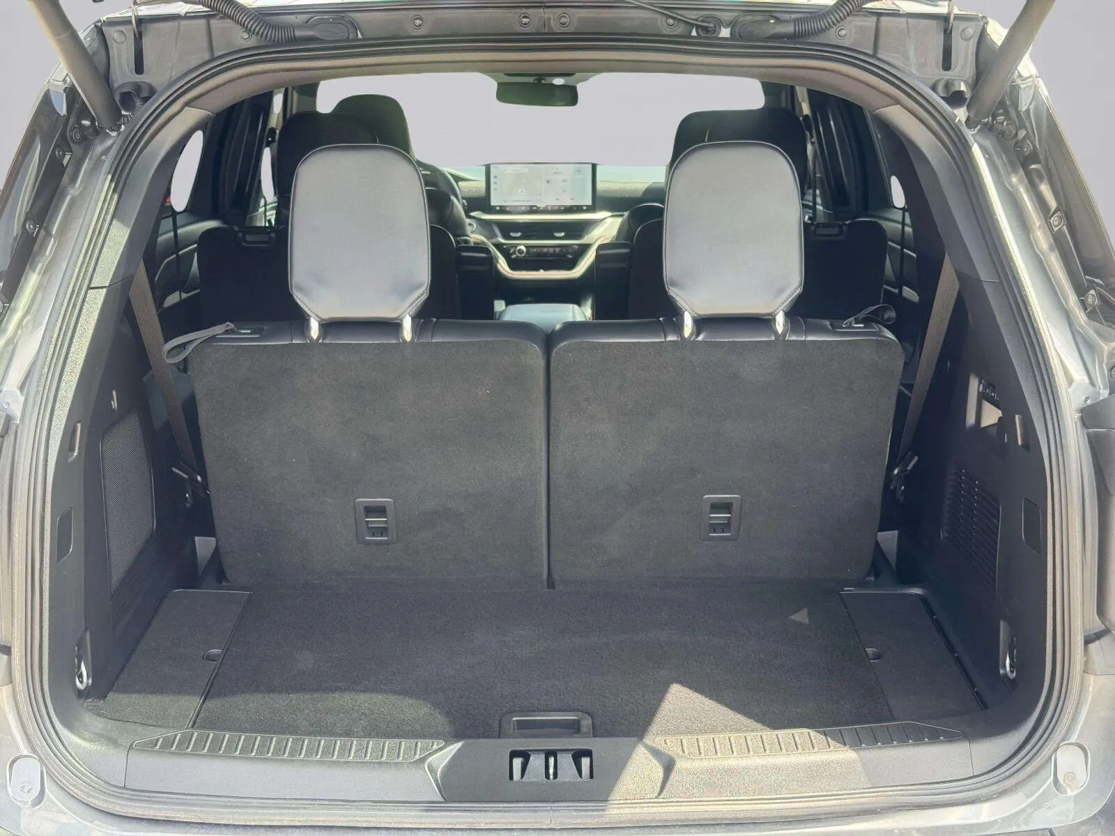 Ford Explorer photo 59