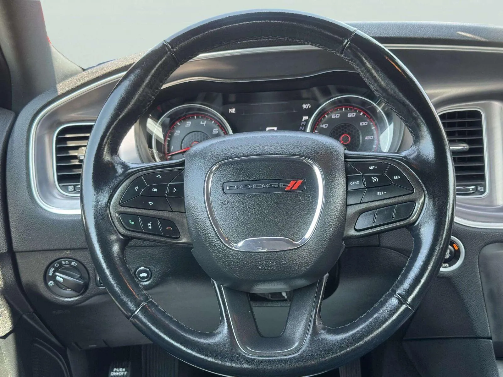 Dodge Charger photo 28