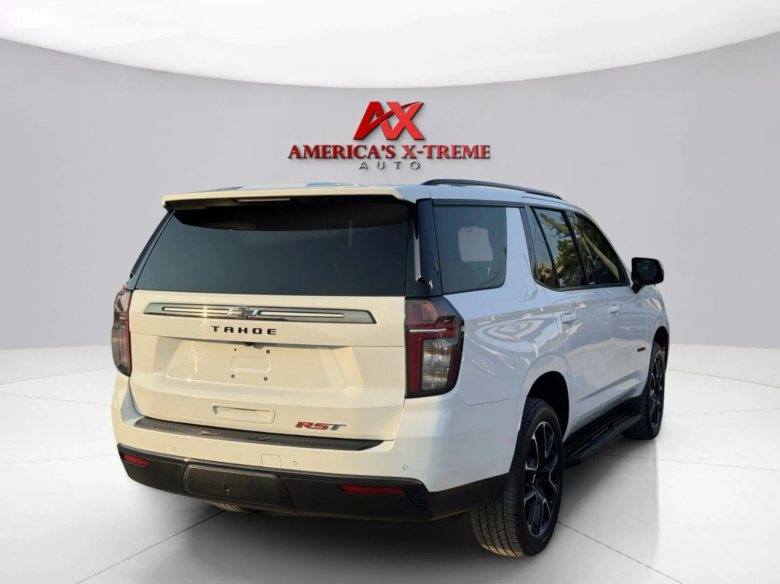 Chevrolet Tahoe photo 6