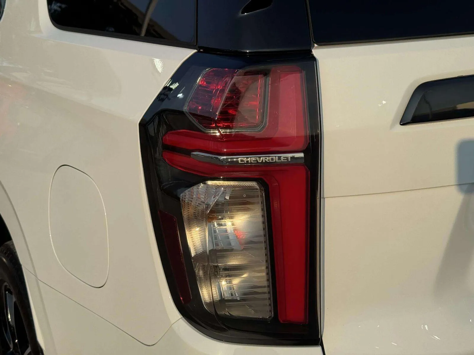 Chevrolet Tahoe photo 14
