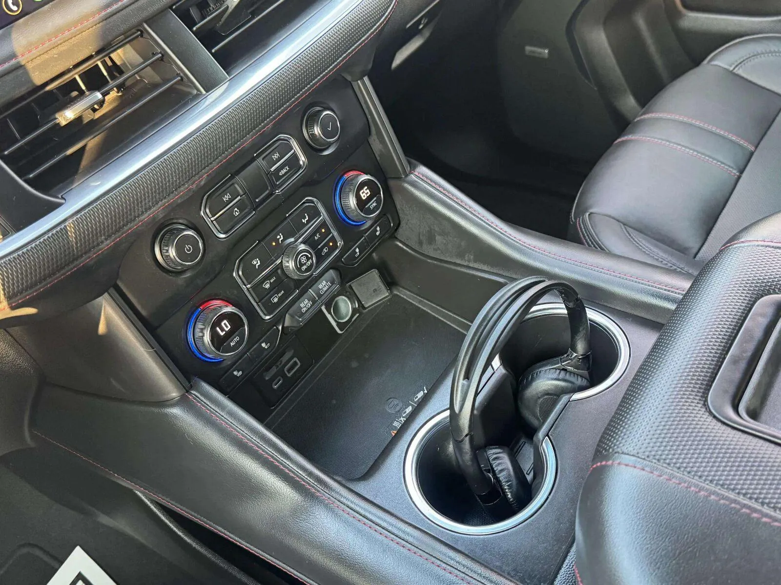 Chevrolet Tahoe photo 36