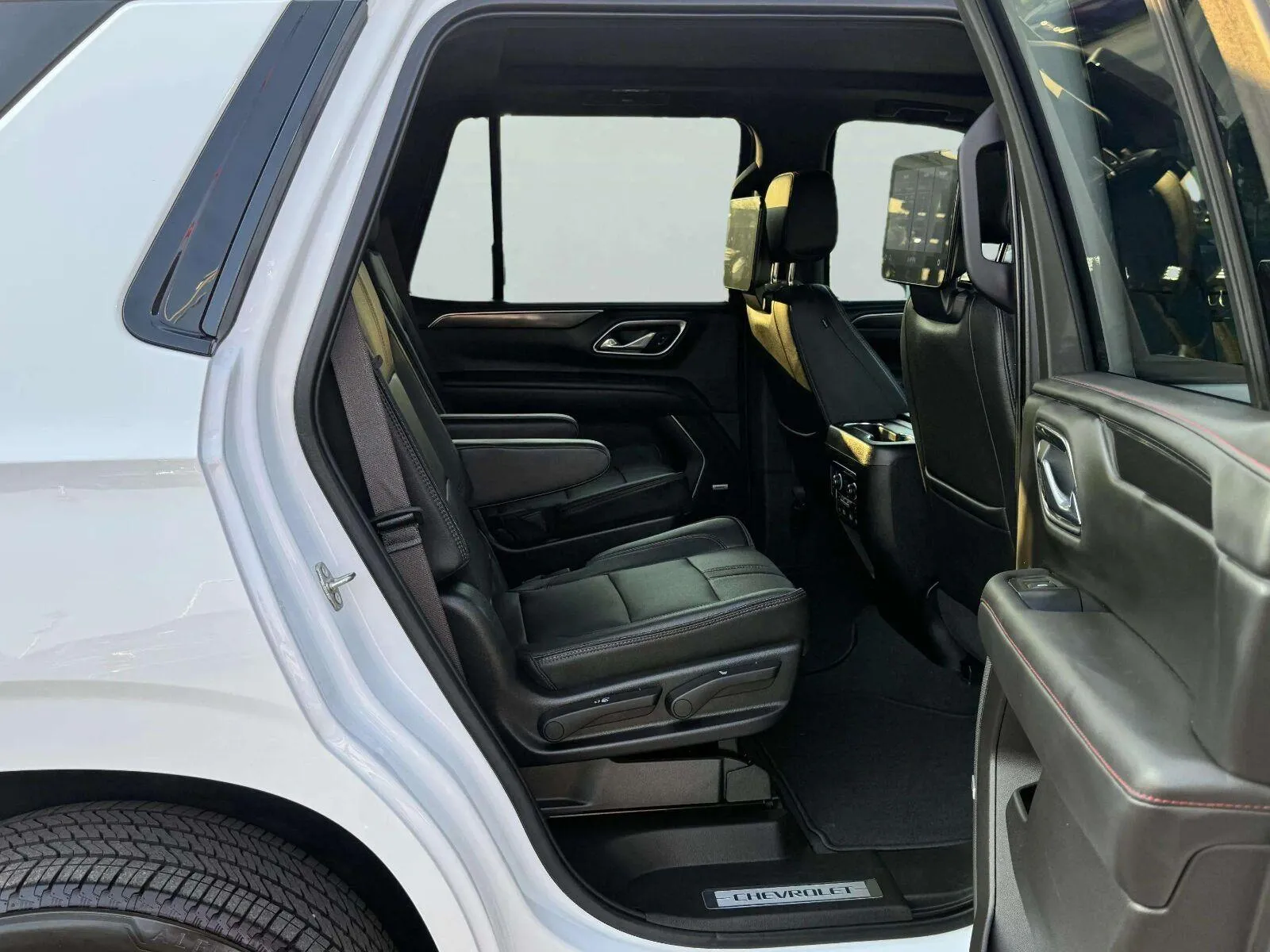 Chevrolet Tahoe photo 45