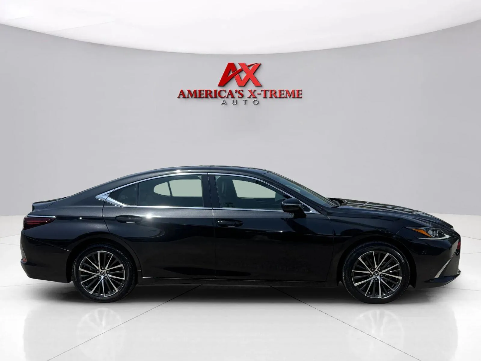 Lexus ES photo 7