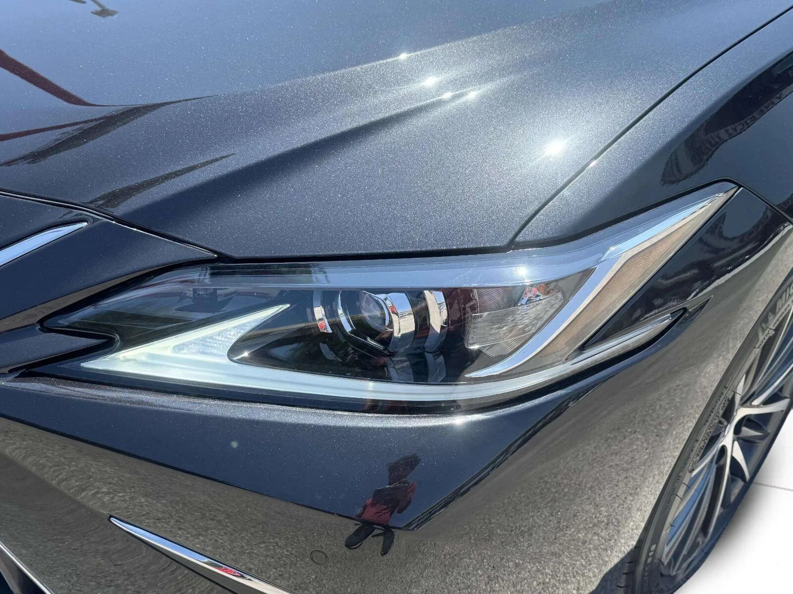 Lexus ES photo 12