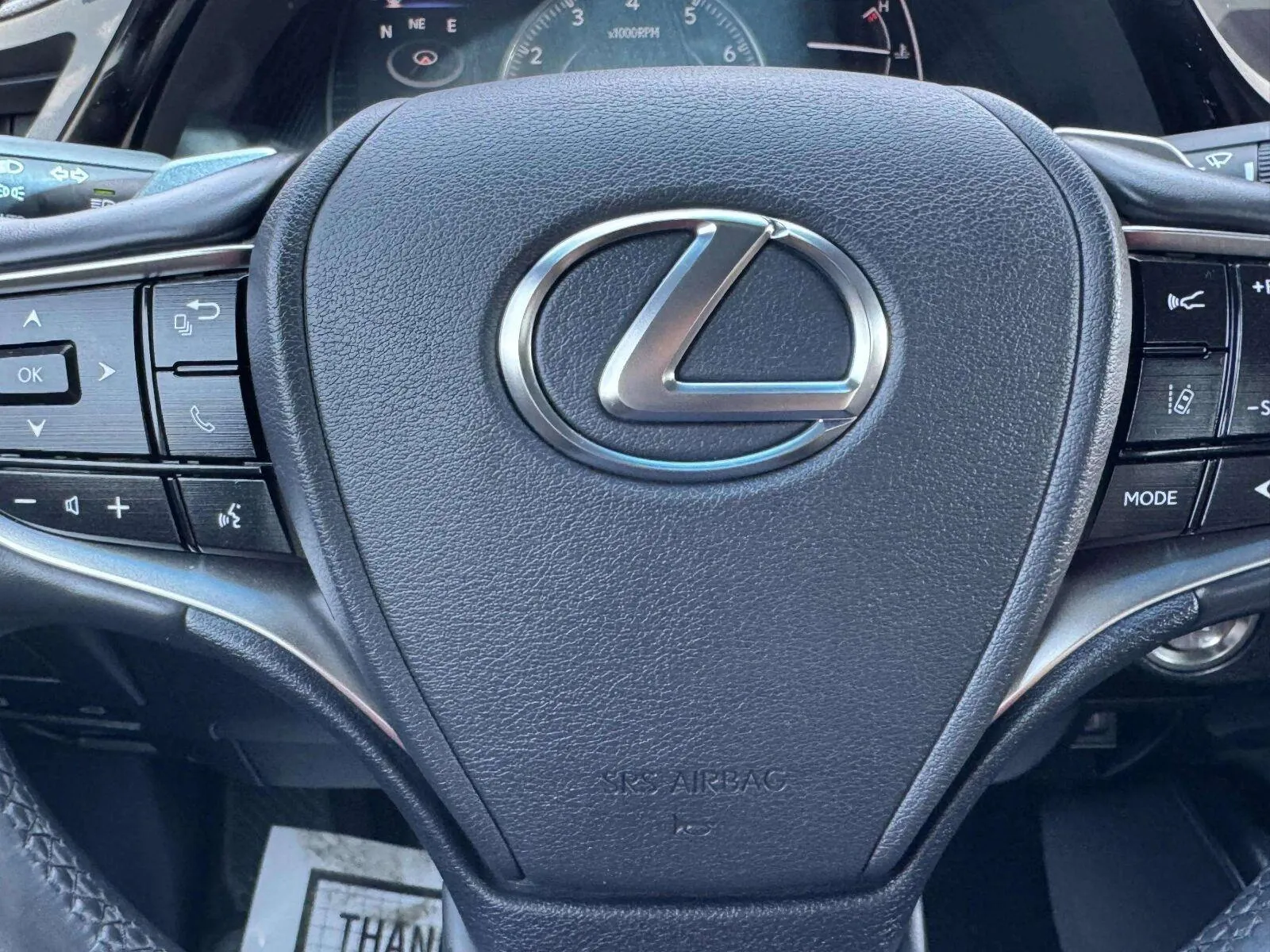 Lexus ES photo 28