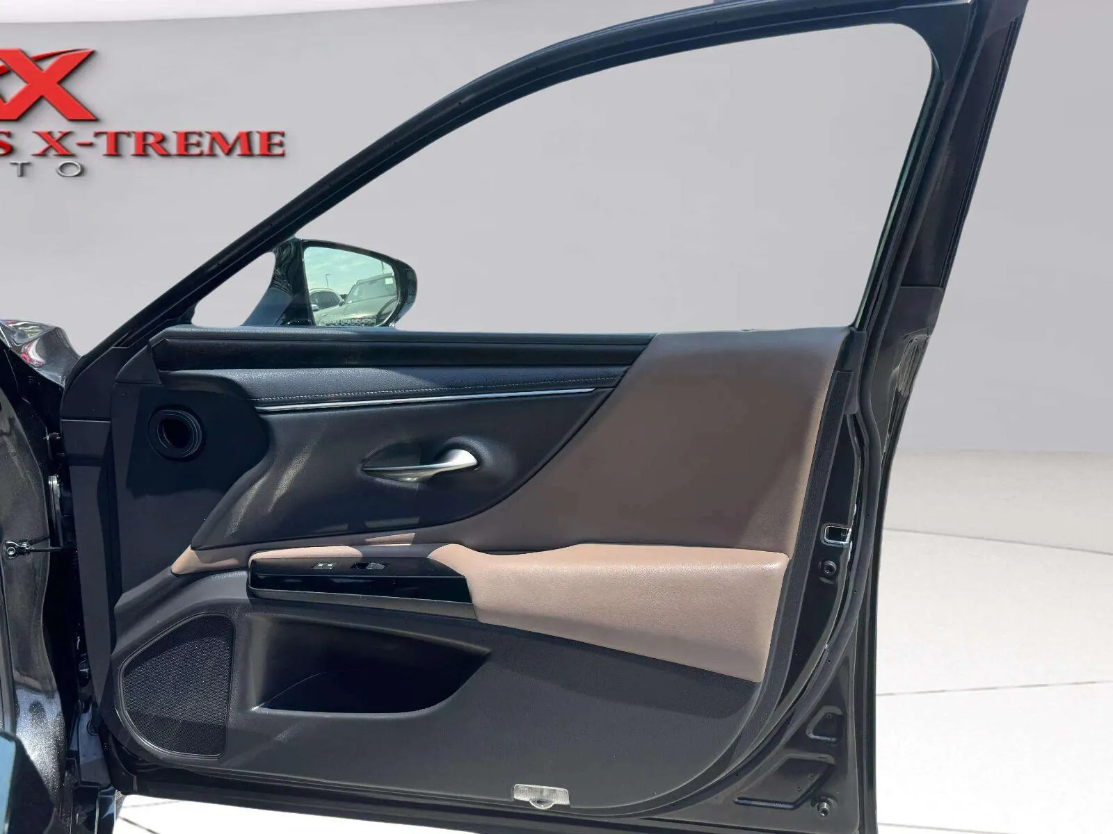 Lexus ES photo 52