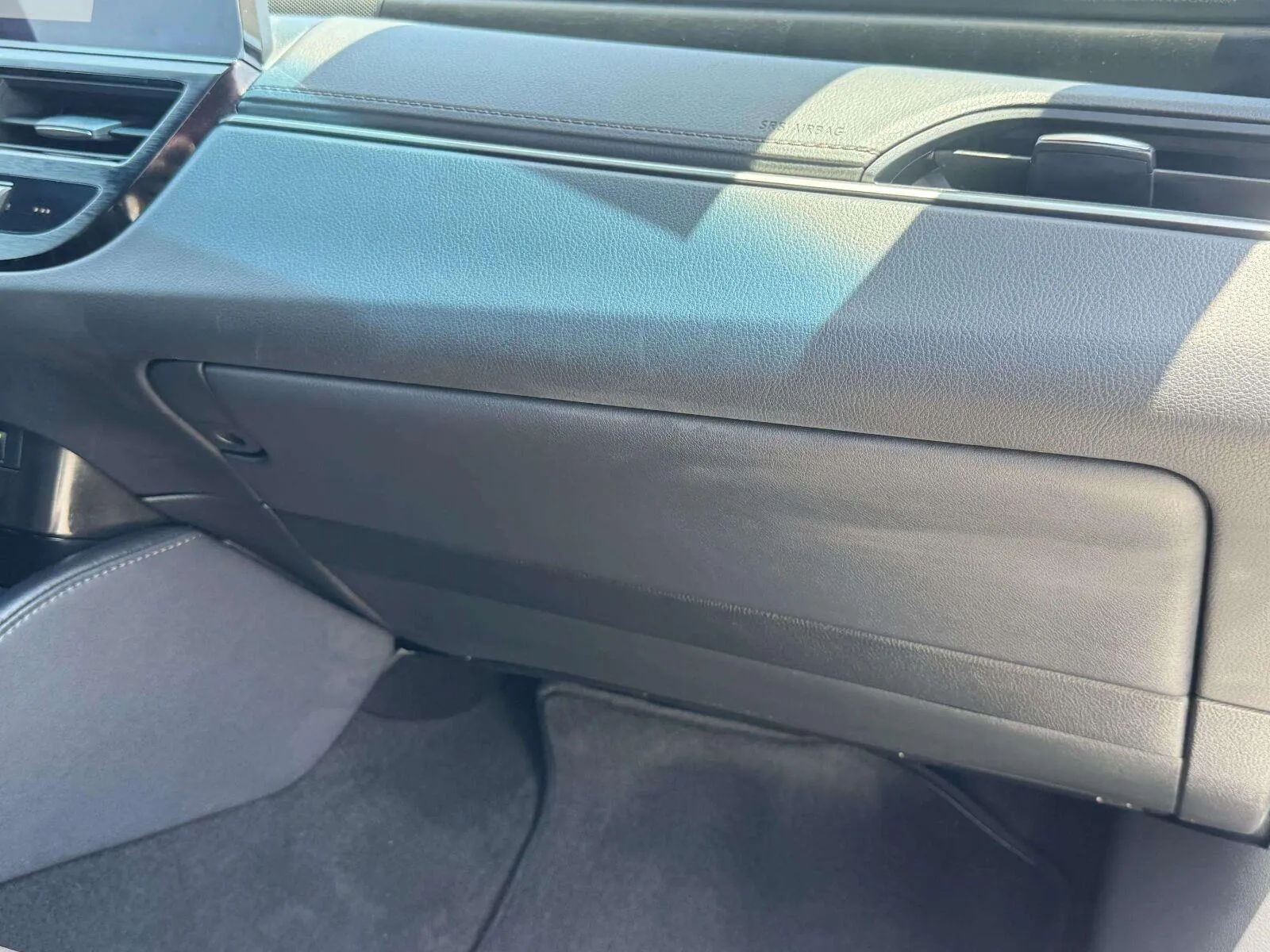 Lexus ES photo 56