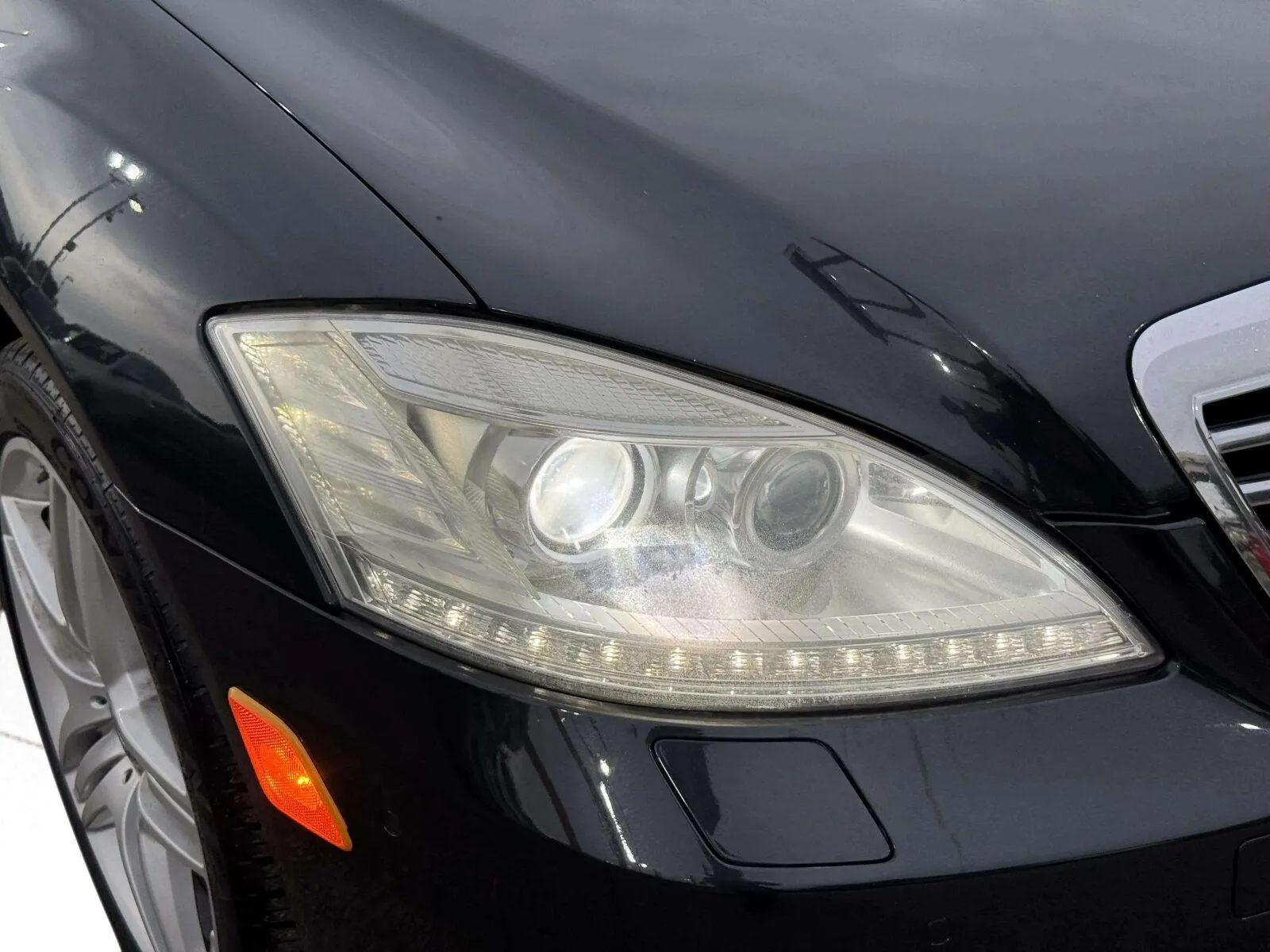 Mercedes-Benz S-Class photo 11