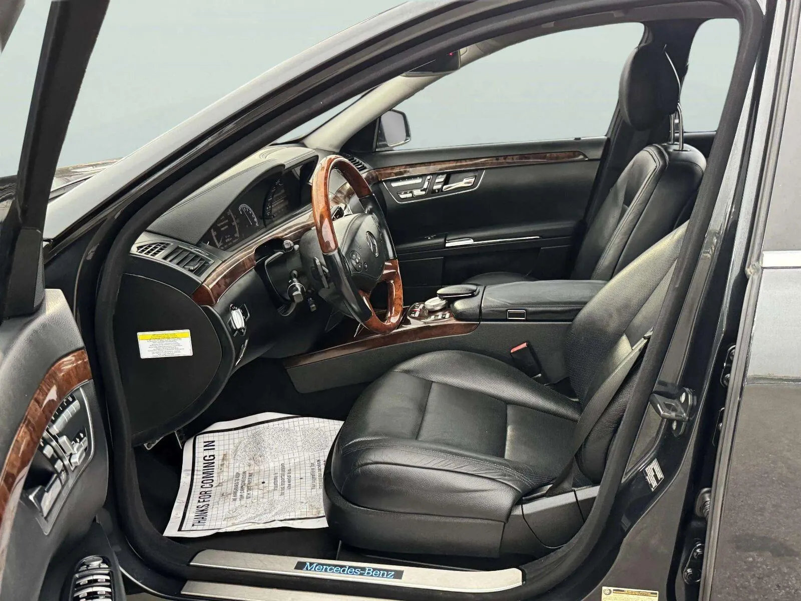 Mercedes-Benz S-Class photo 16