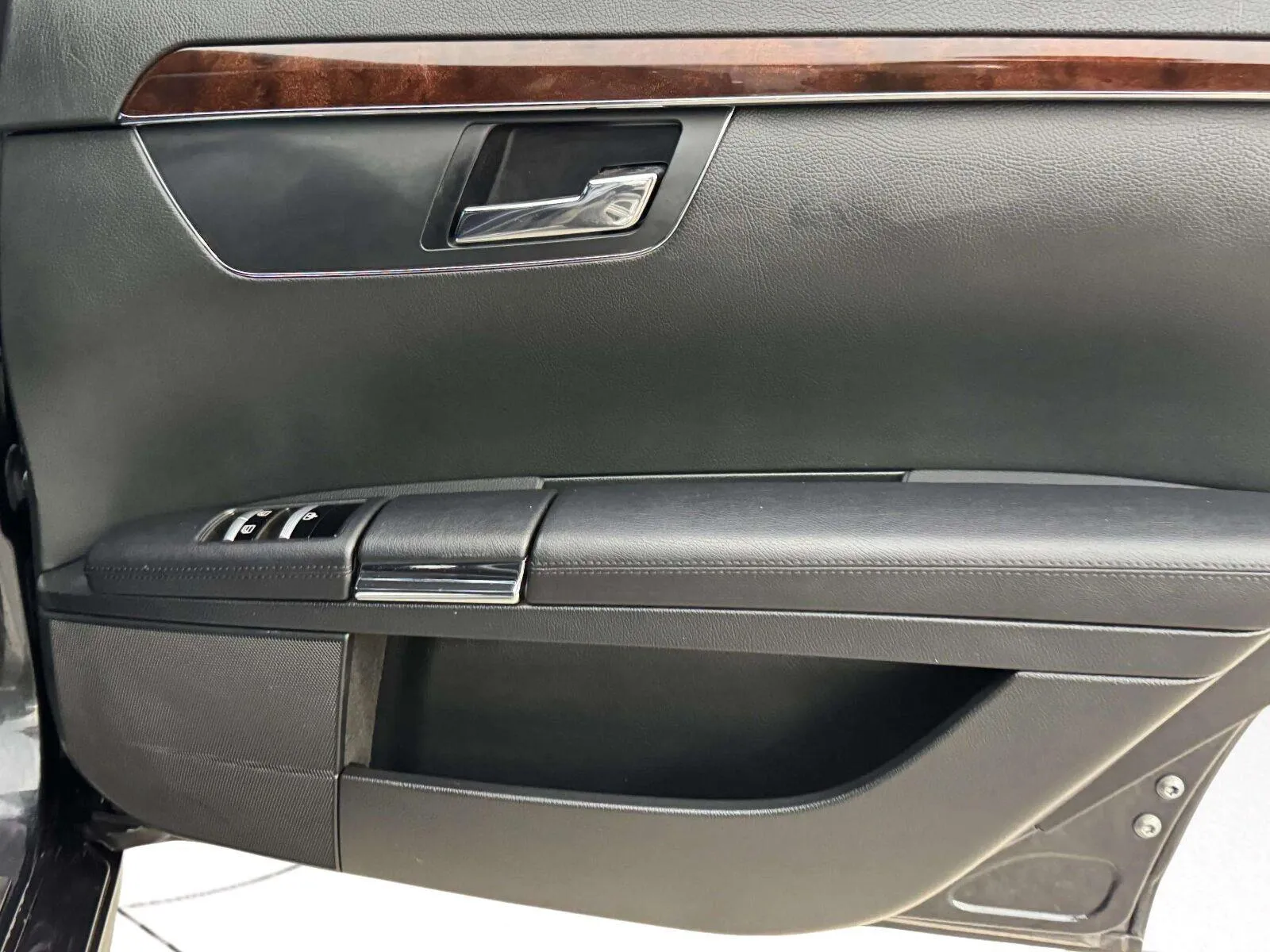 Mercedes-Benz S-Class photo 41