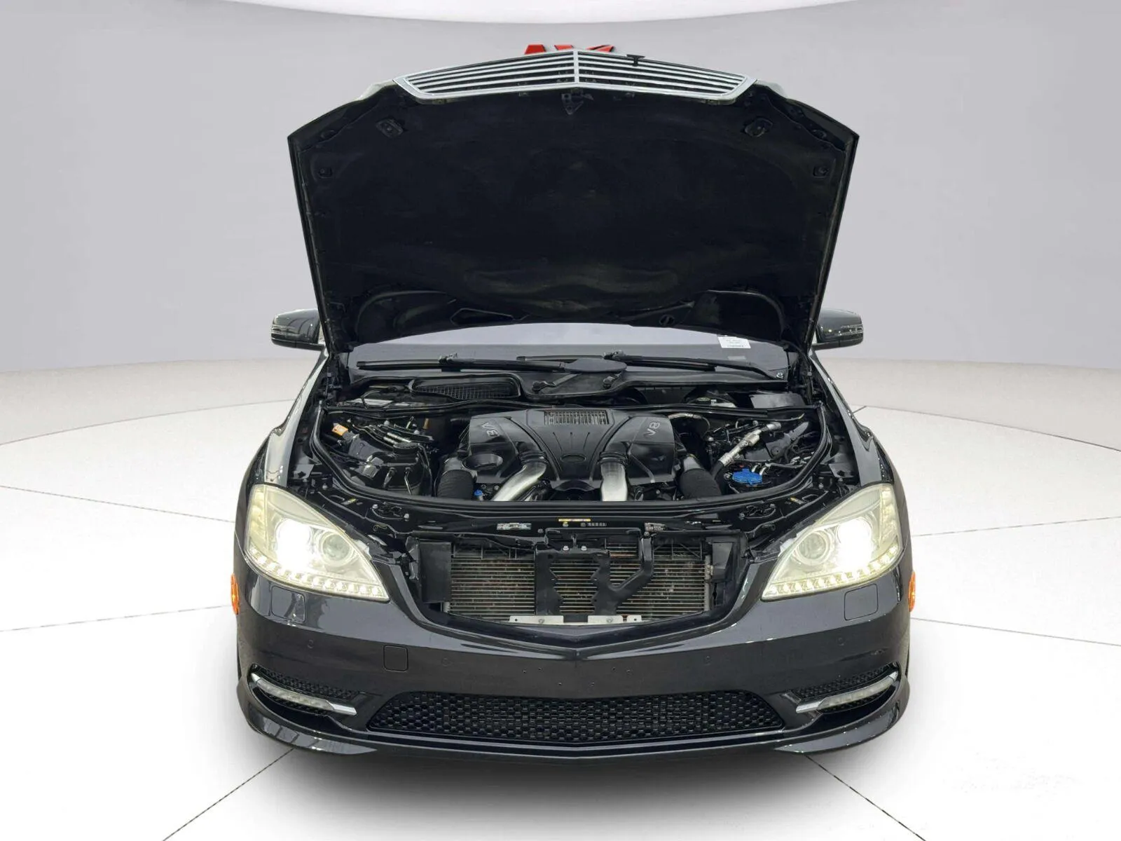 Mercedes-Benz S-Class photo 61