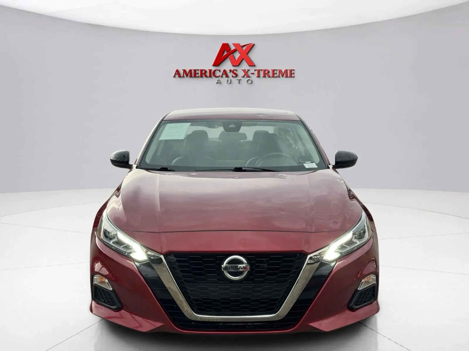 Nissan Altima photo 9