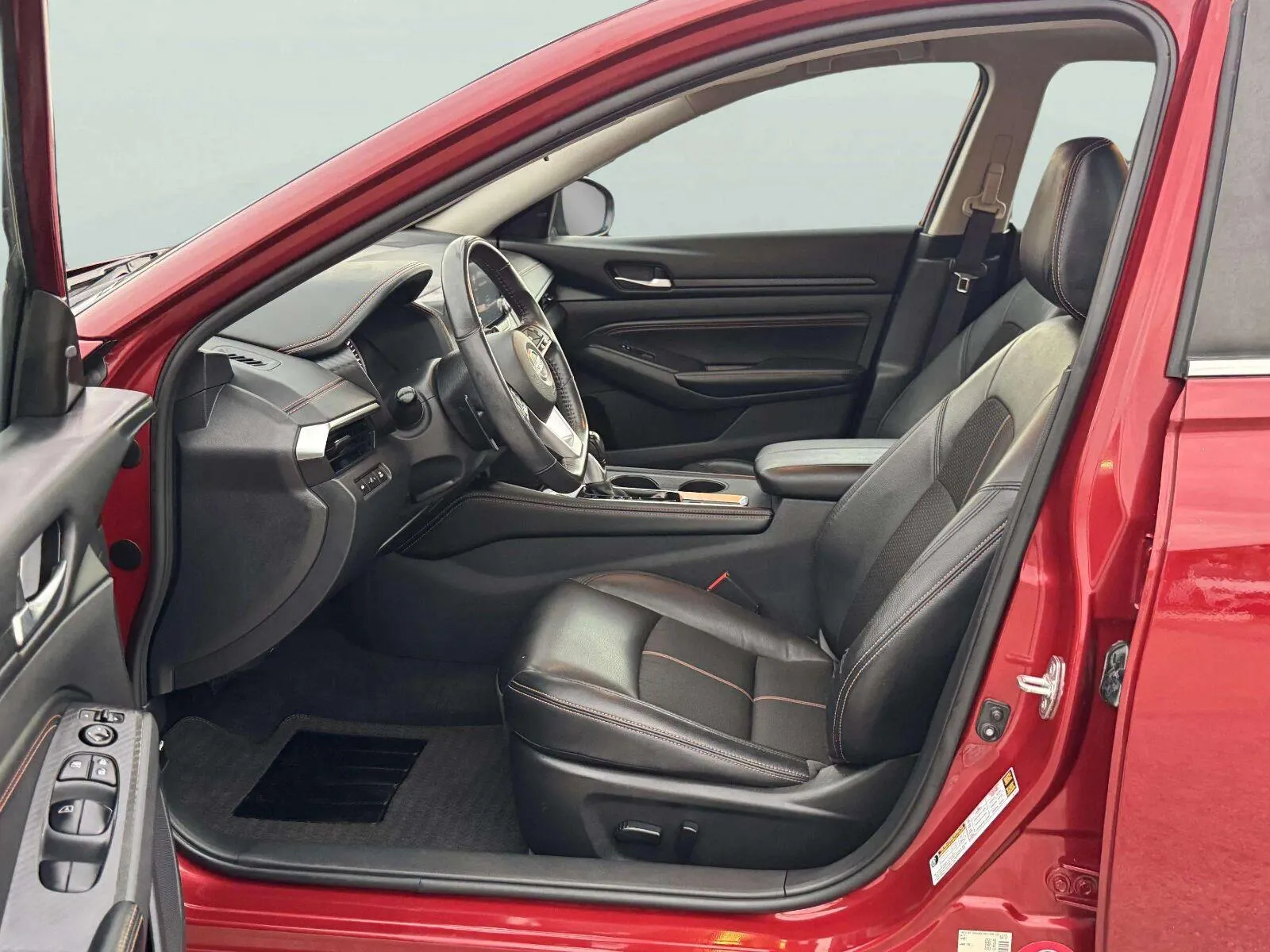 Nissan Altima photo 16