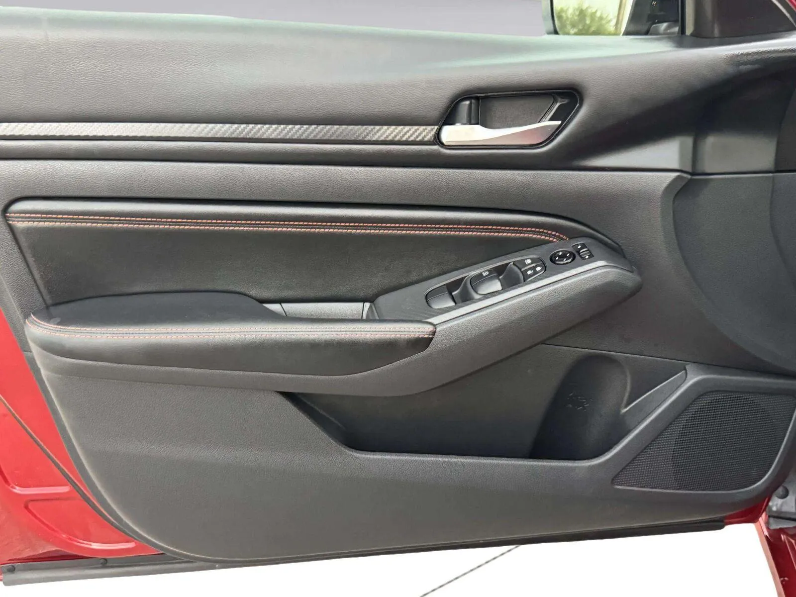 Nissan Altima photo 18