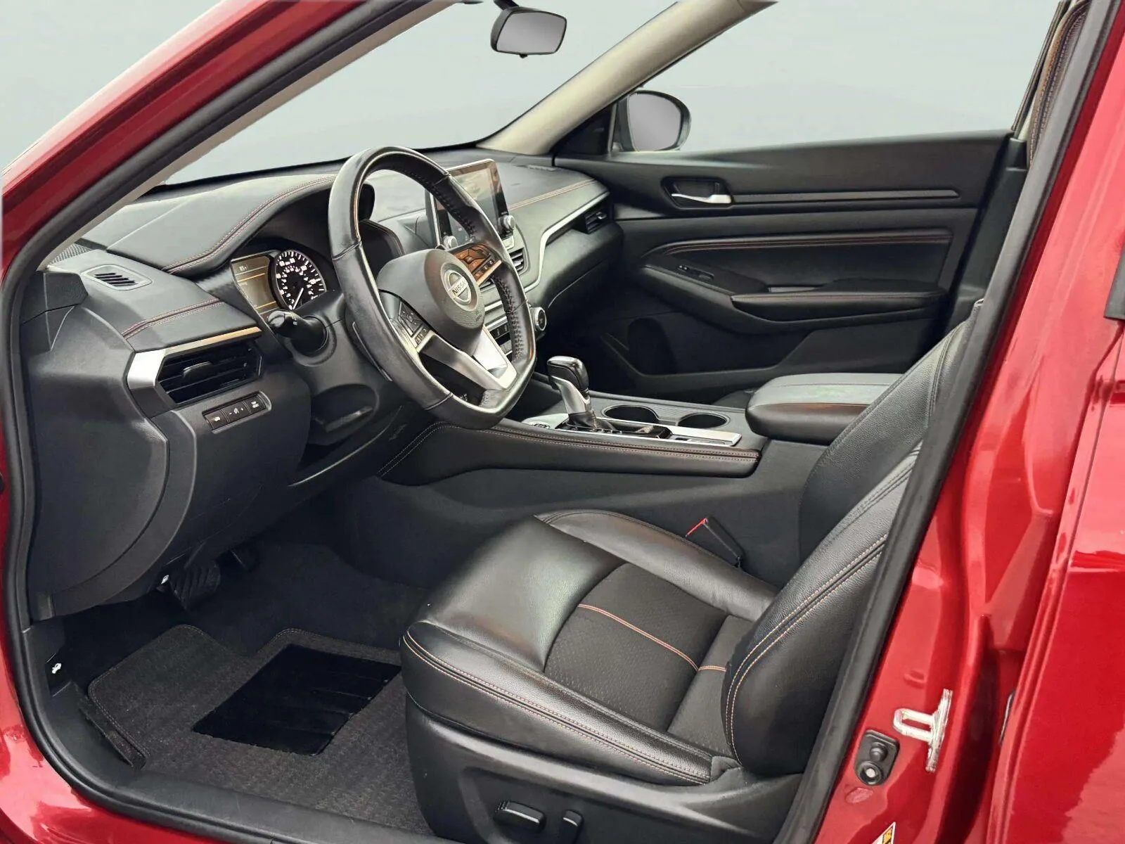 Nissan Altima photo 21