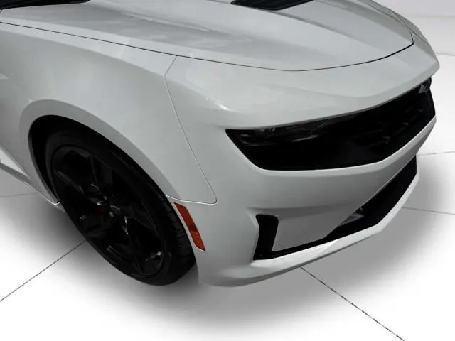 Chevrolet Camaro photo 9