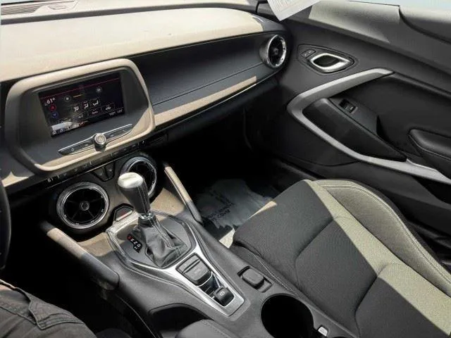 Chevrolet Camaro photo 30