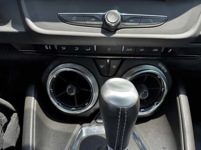 Chevrolet Camaro photo 34