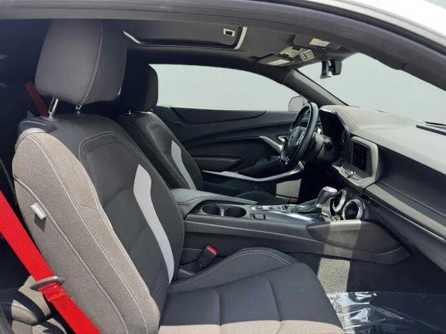 Chevrolet Camaro photo 38