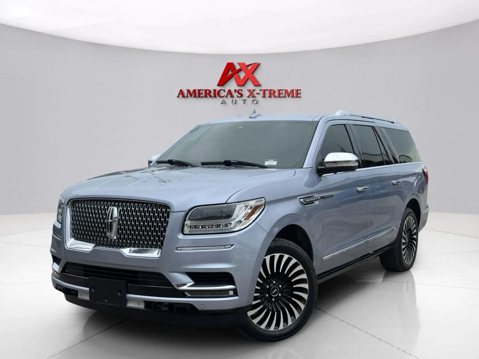 Blue 2019 Lincoln Navigator L Black Label for sale in Houston, TX