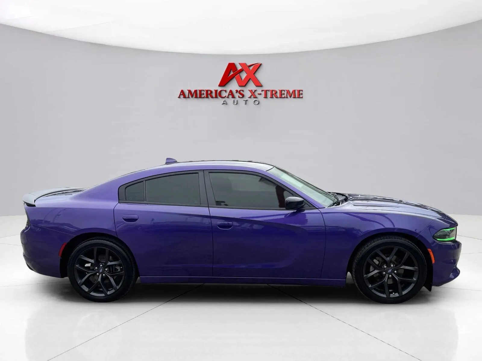 Dodge Charger photo 7