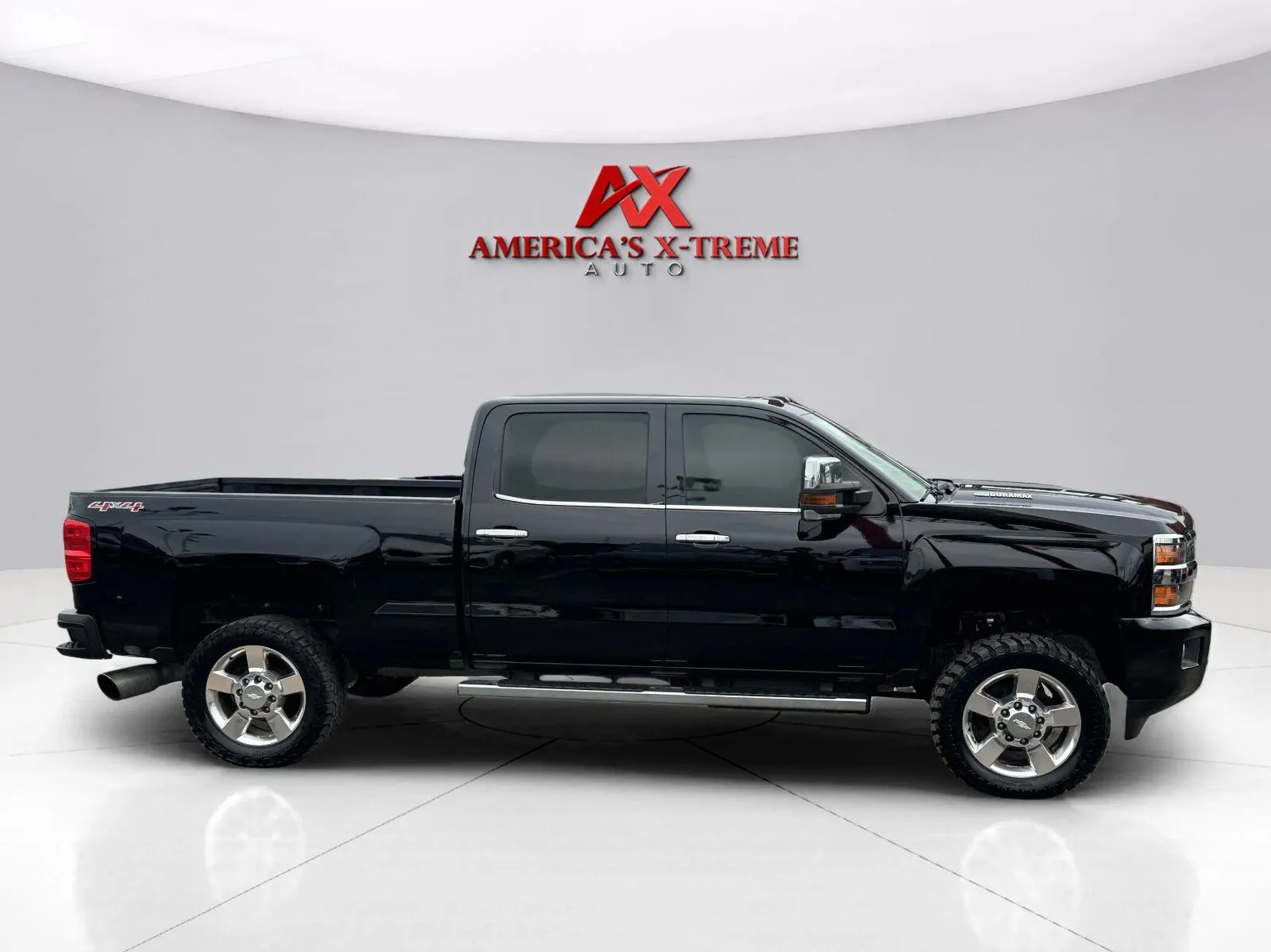 Chevrolet Silverado photo 7