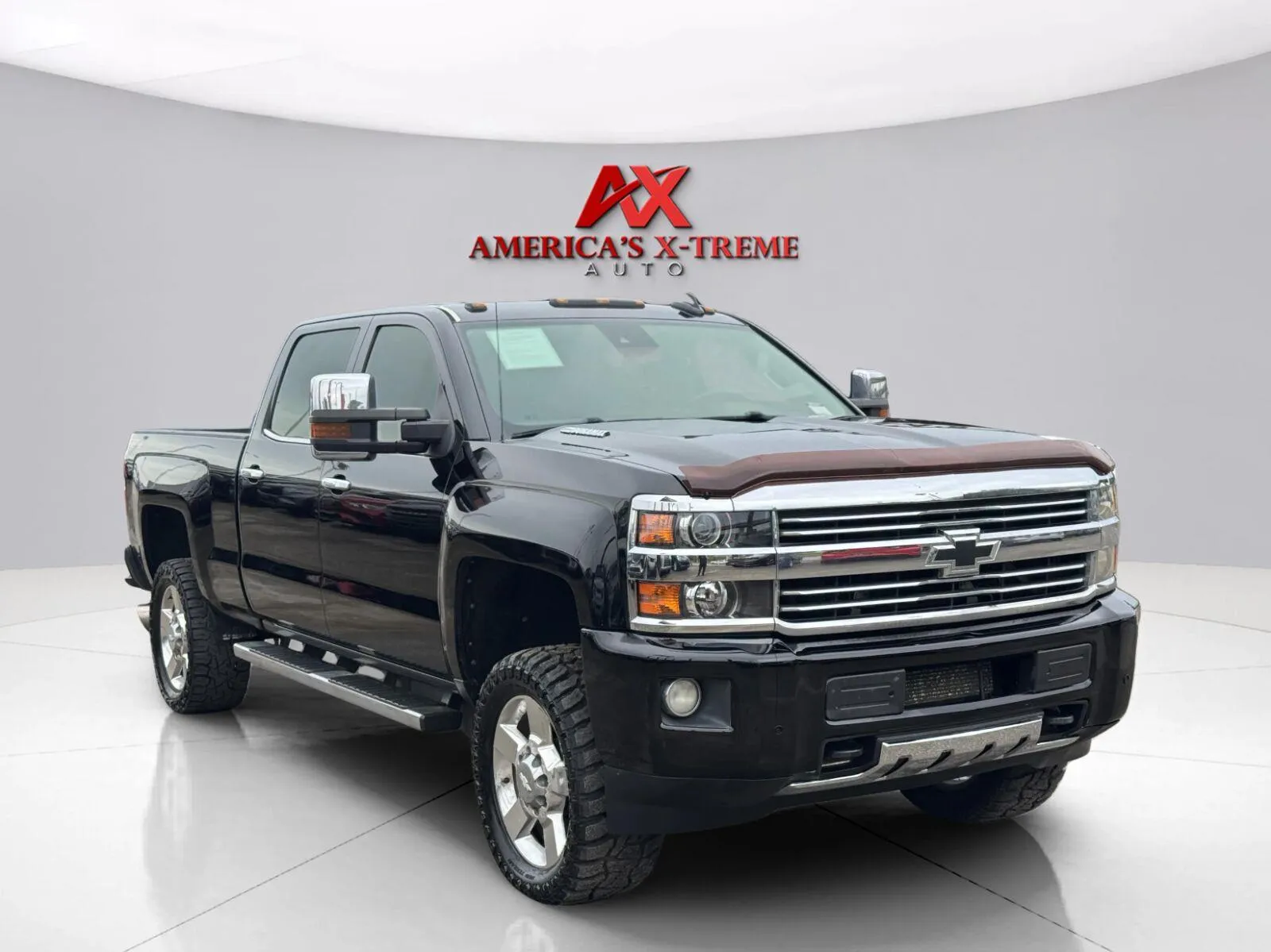 Chevrolet Silverado photo 8