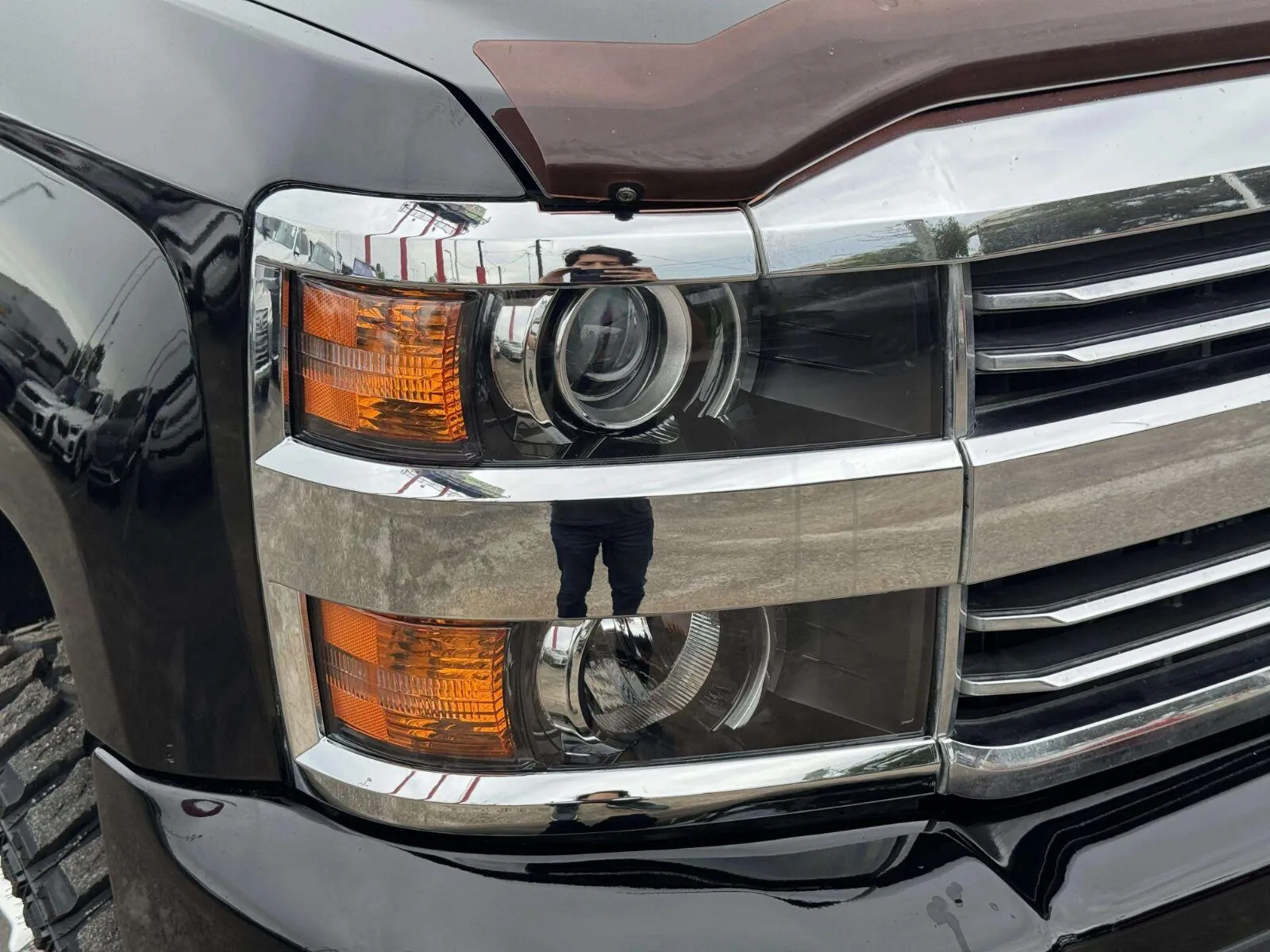 Chevrolet Silverado photo 11