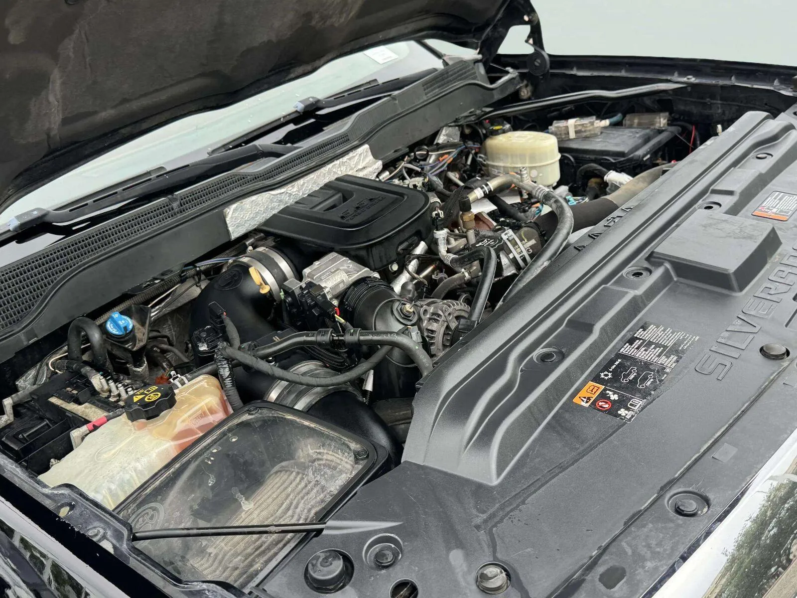 Chevrolet Silverado photo 63