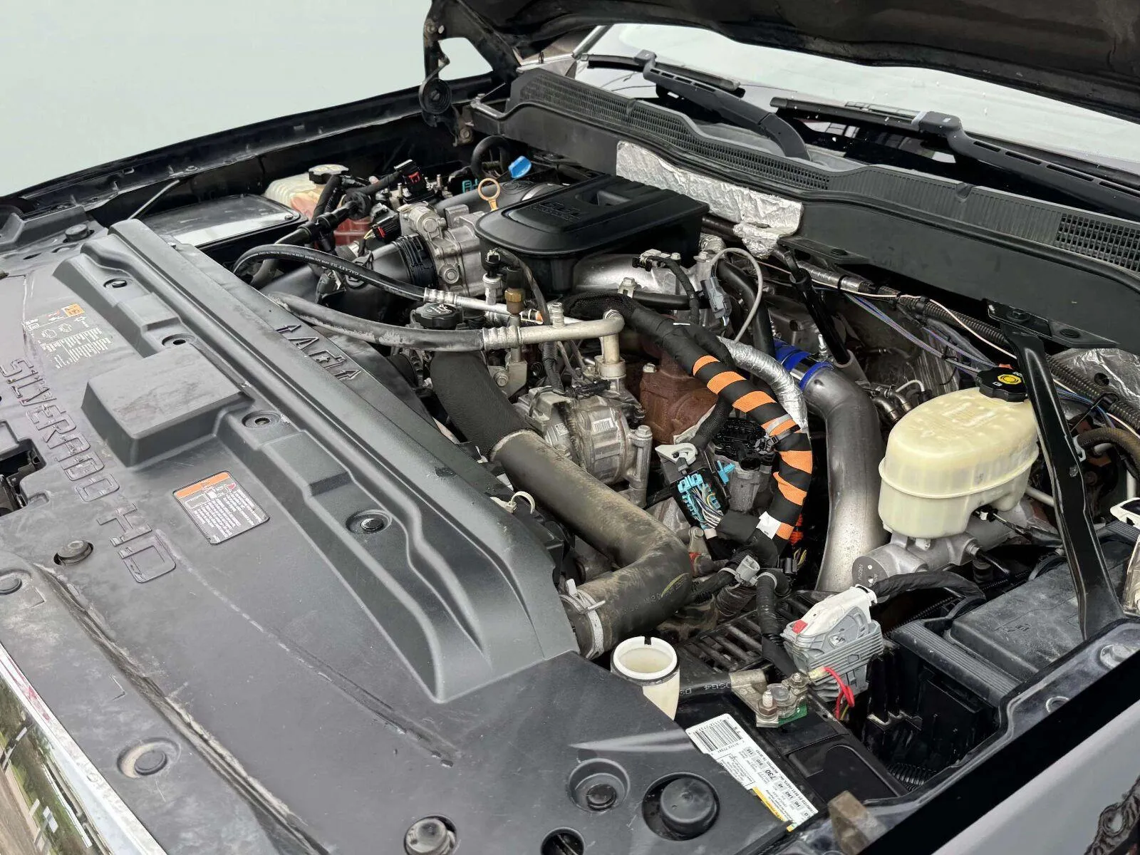 Chevrolet Silverado photo 64