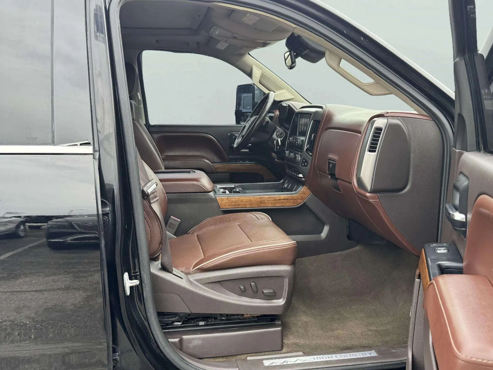 Chevrolet Silverado photo 50