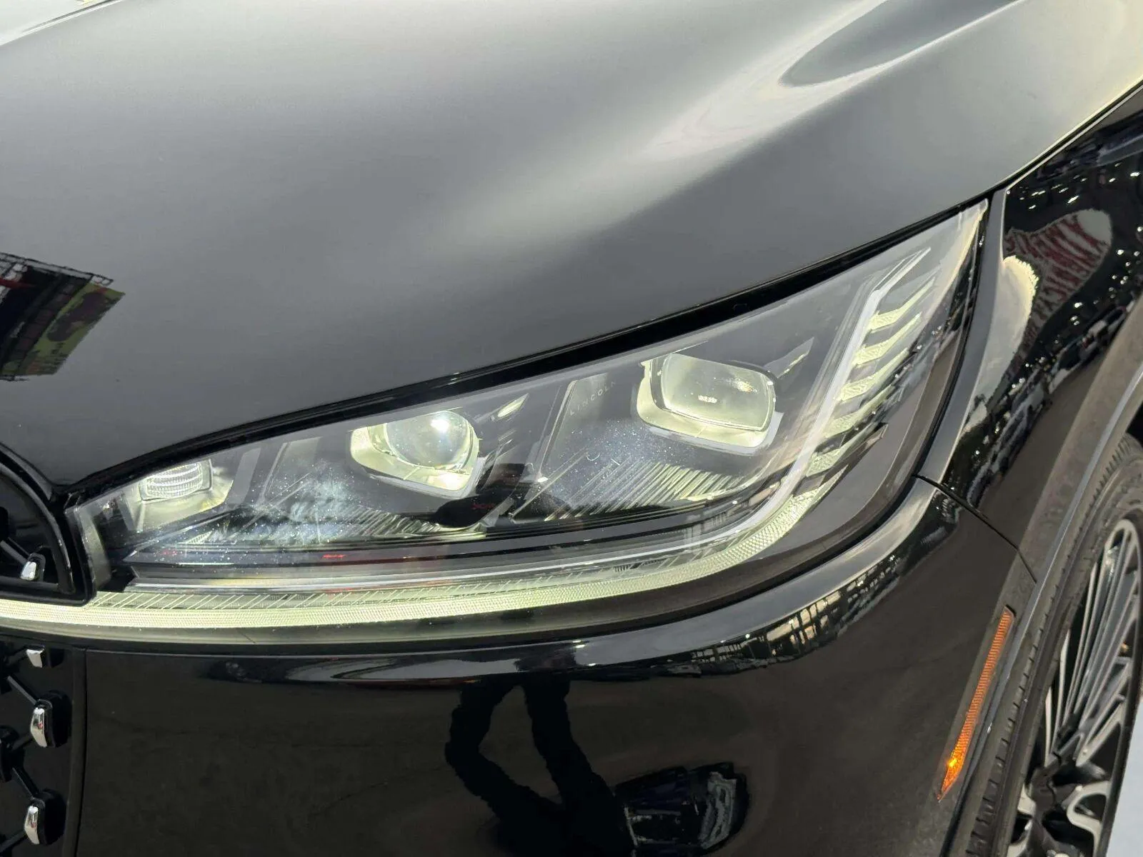 Lincoln Aviator photo 13