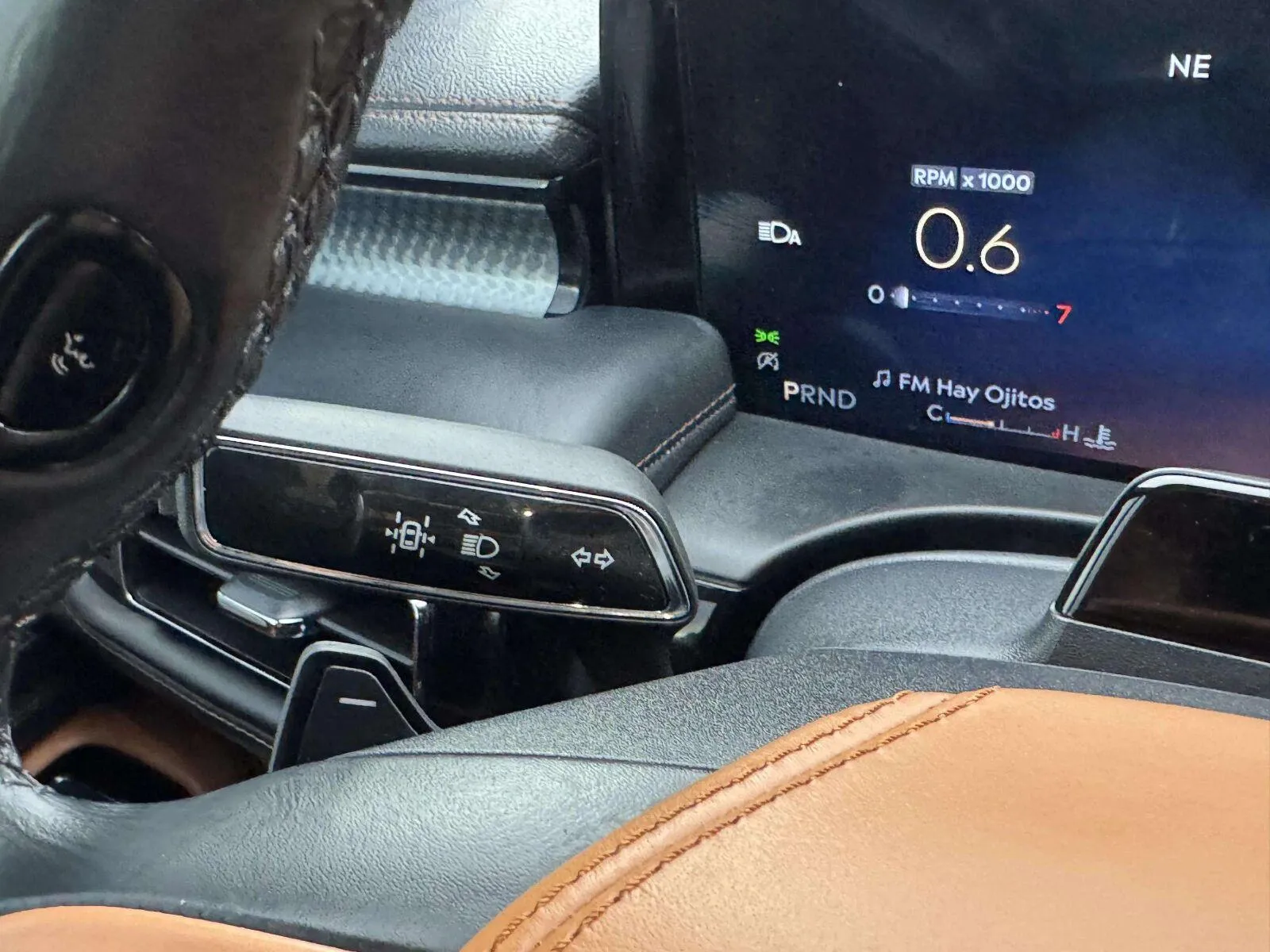 Lincoln Aviator photo 26