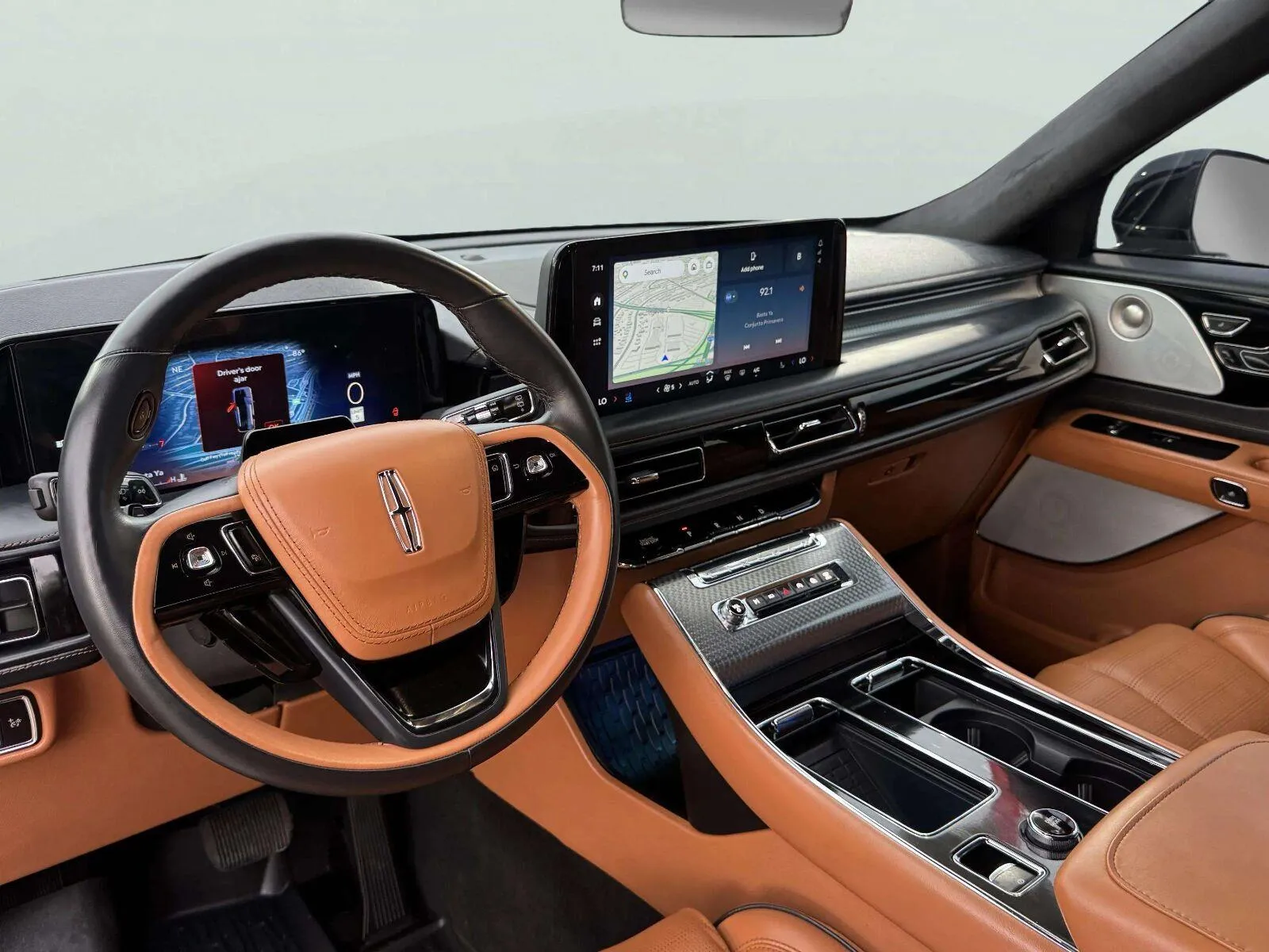 Lincoln Aviator photo 63