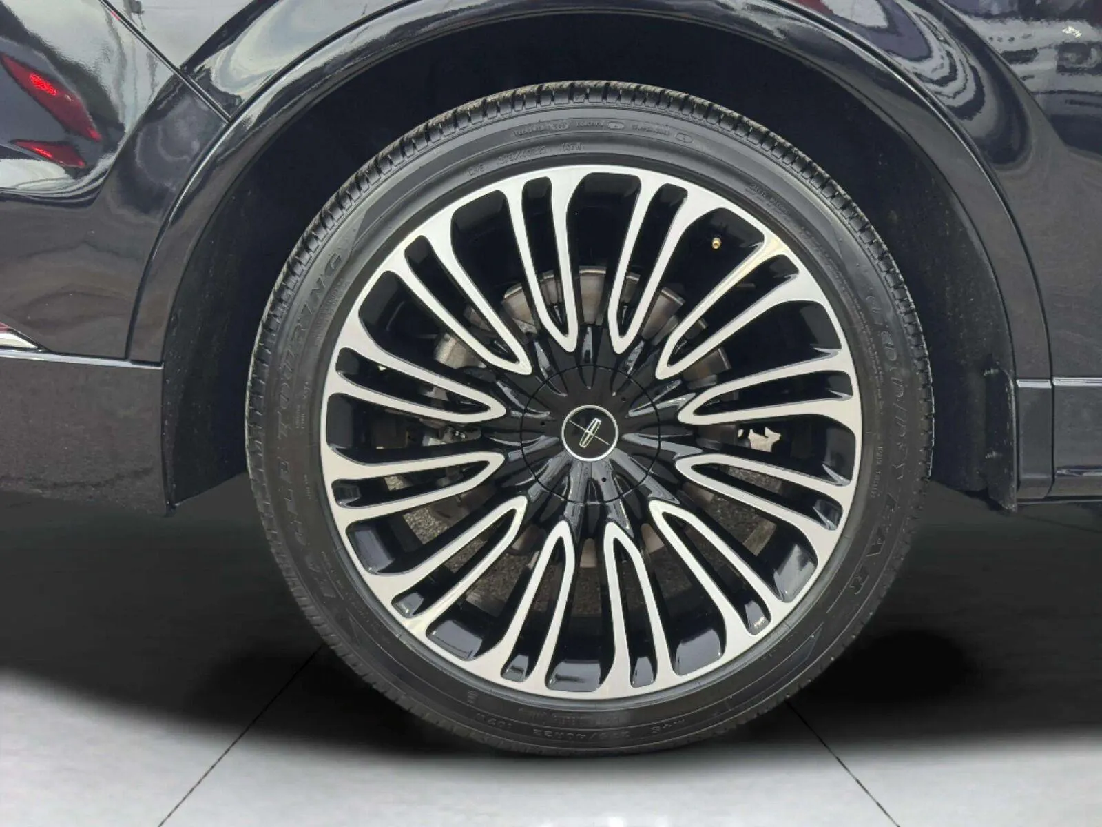 Lincoln Aviator photo 66