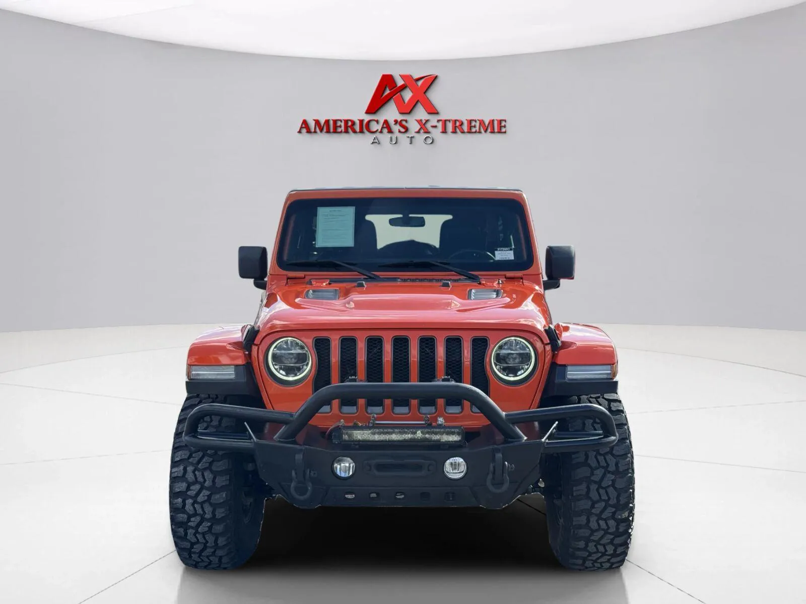 Jeep Wrangler photo 9