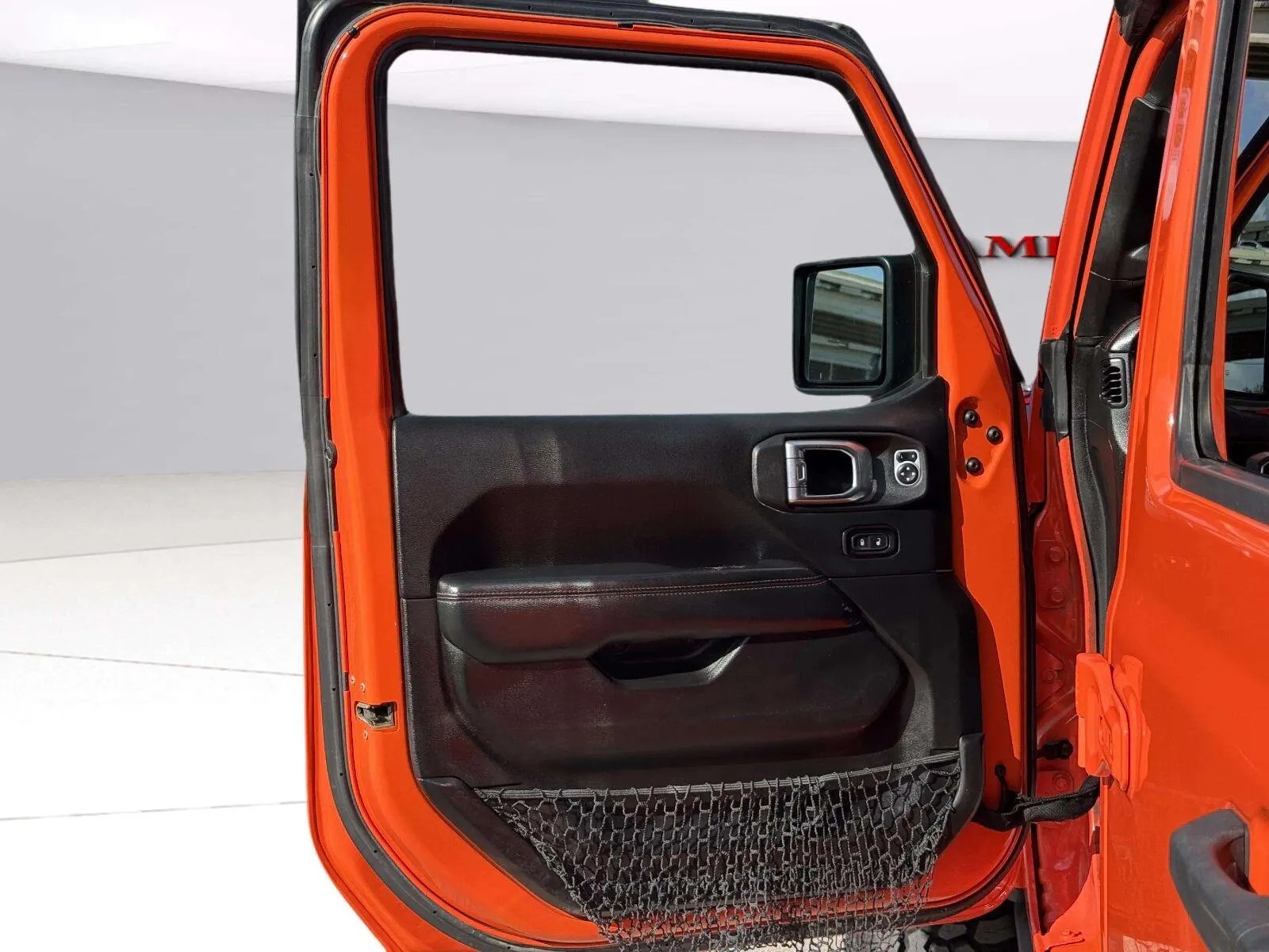Jeep Wrangler photo 19