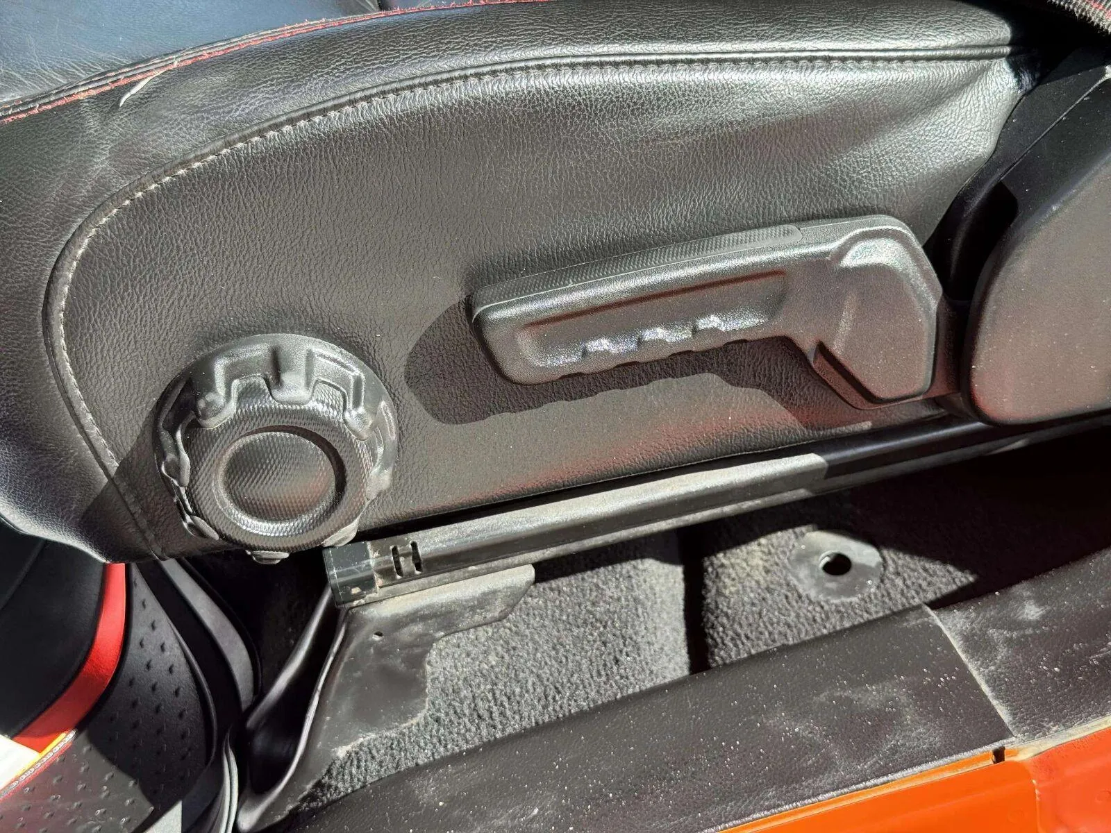 Jeep Wrangler photo 25