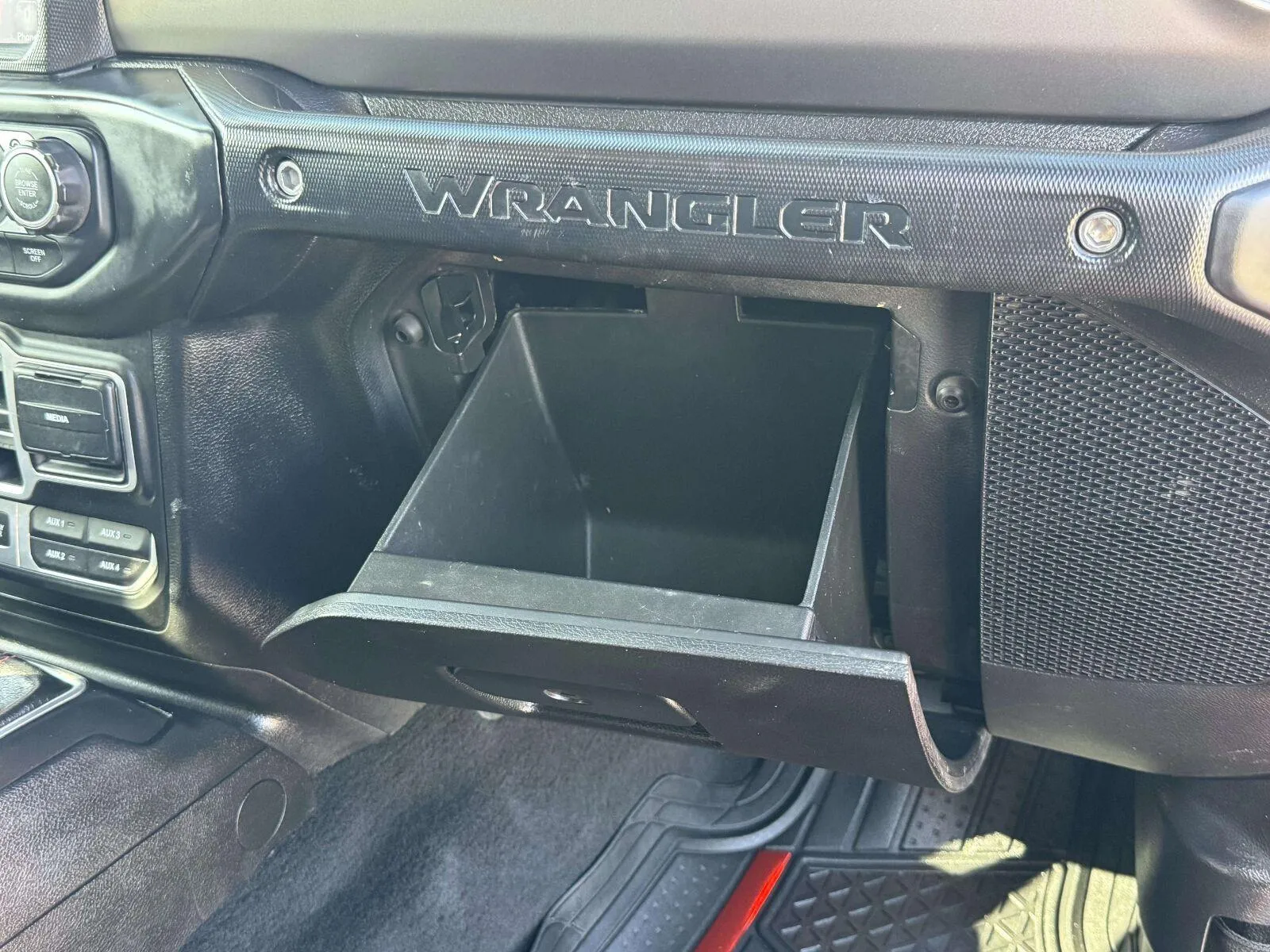 Jeep Wrangler photo 60
