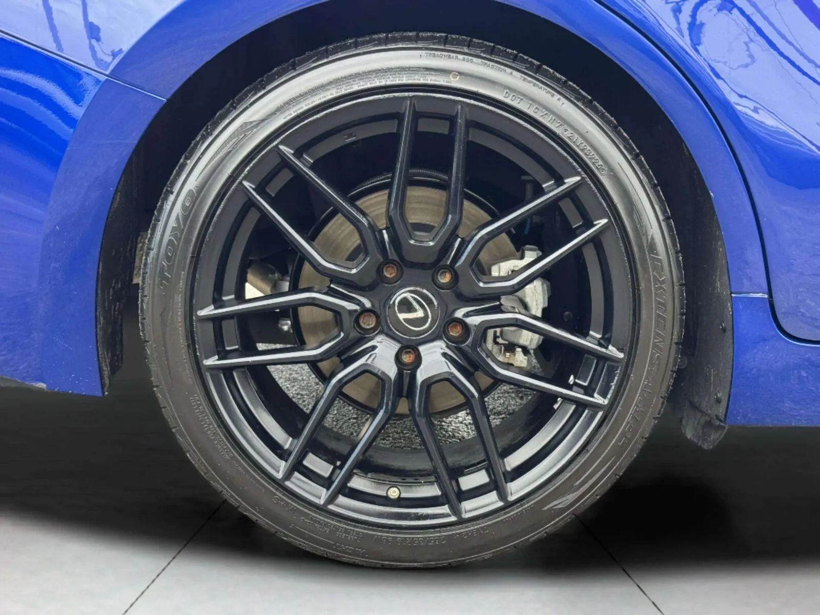 Lexus IS photo 57
