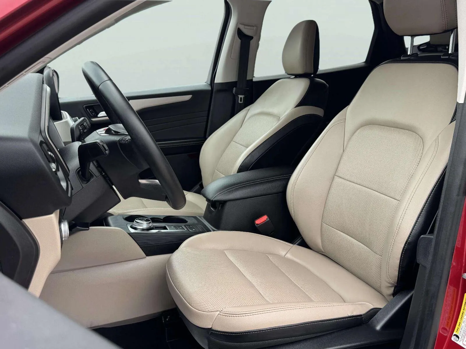 Ford Escape photo 20