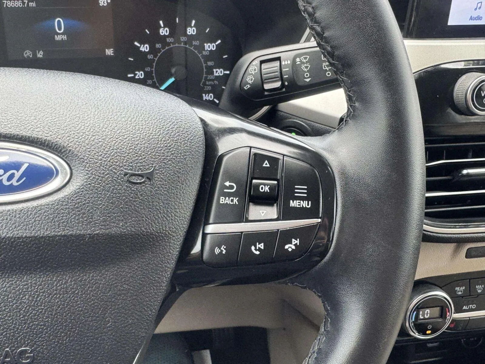 Ford Escape photo 28
